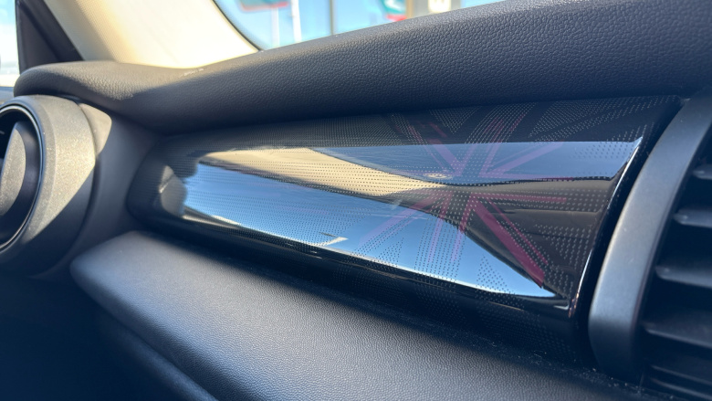 MINI Hatchback 1.5 Cooper II 3dr Petrol Hatchback